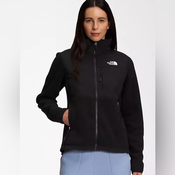 The North Face Jackets & Blazers - The North Face Denali Black Jacket Zip Front Fleece Polartec - Women’s Medium